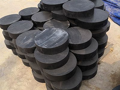 广阳区板式橡胶支座由若干层橡胶片与薄钢板经加压硫化